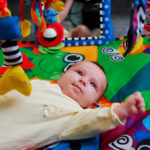 Juegos de estimulación temprana para bebés durante su primer año